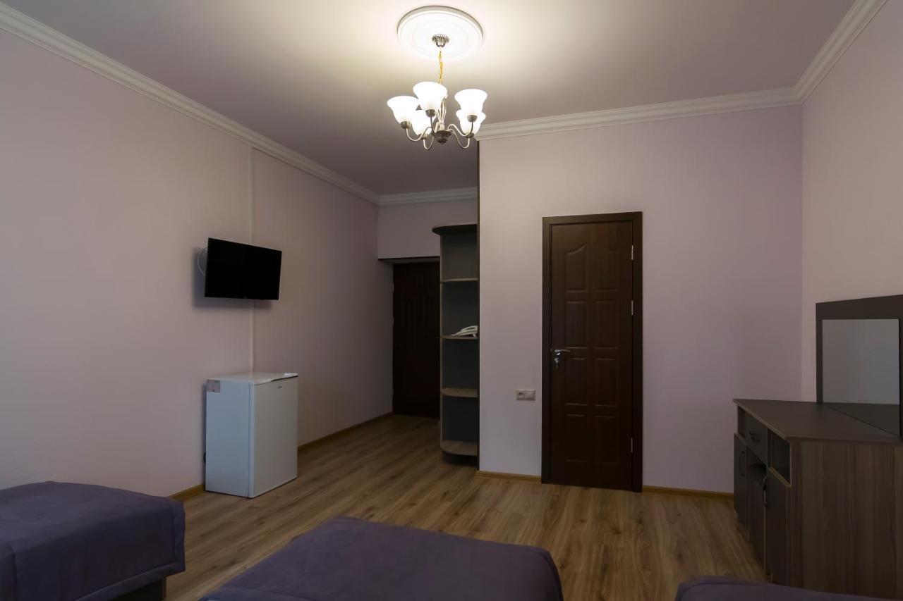 Afa Hotel & Guest House Yerevan Luaran gambar